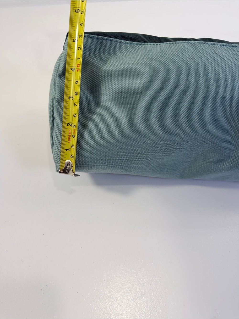 Topo Designs Green Two-Tone Triangular Essentials Pouch Dopp Kit - Picture 9 of 11